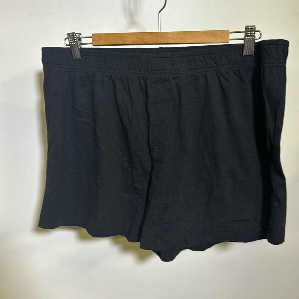 Under Disguise Men’s Black Short Size L